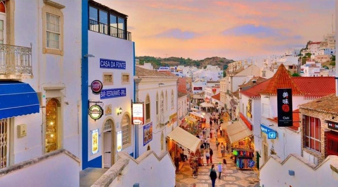 In Downtown - Villa Serenity Albufeira Luaran gambar